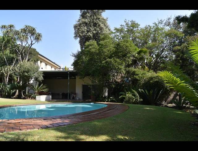 FARM FOR SALE IN BRYANSTON